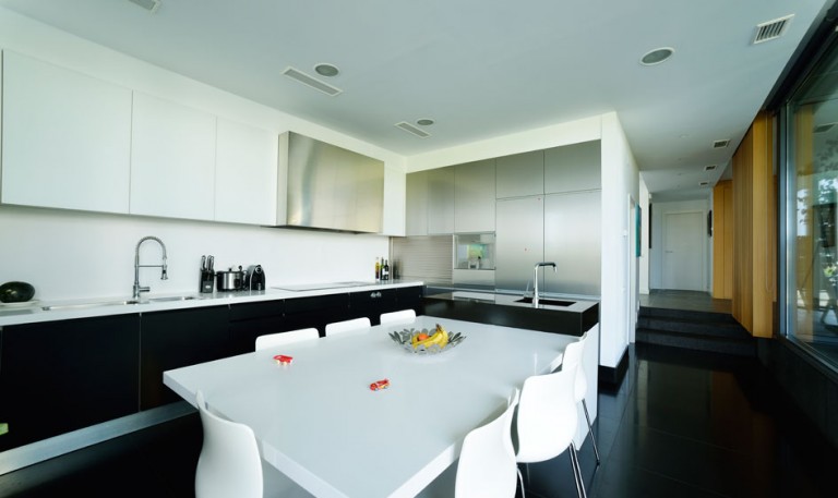 296_Vivienda-unifamiliar-Can-Mates_Sant-Cugat-del-Valles_05-cocina